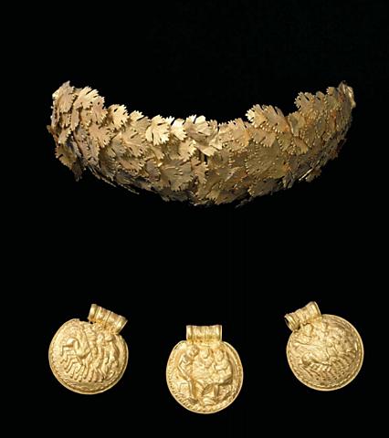 Corona de Oro en Forma de Hojas de Encina