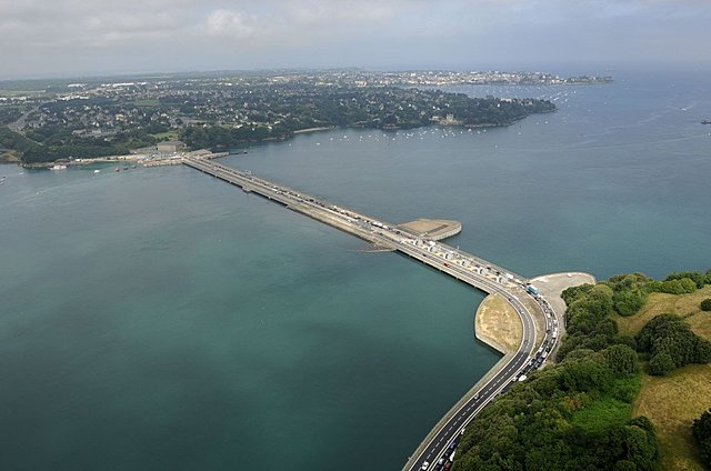 Première usine marémotrice