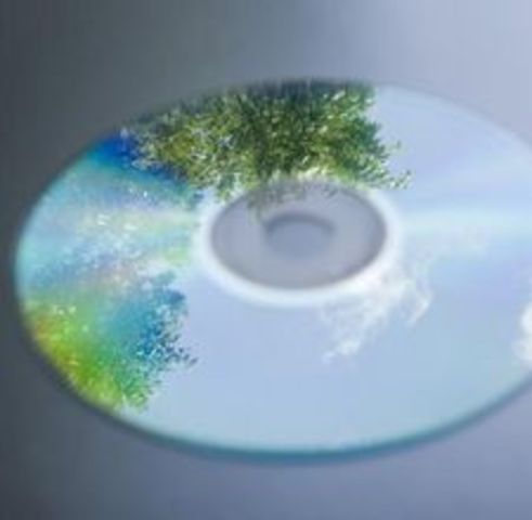 - Disk recordings overtake cylinders in the popular market. Columbia drops cylinders