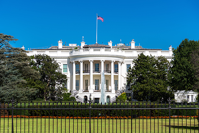 Construction of the White House begins