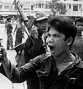 JEREMES ROJOS TOMAN CAMBOYA