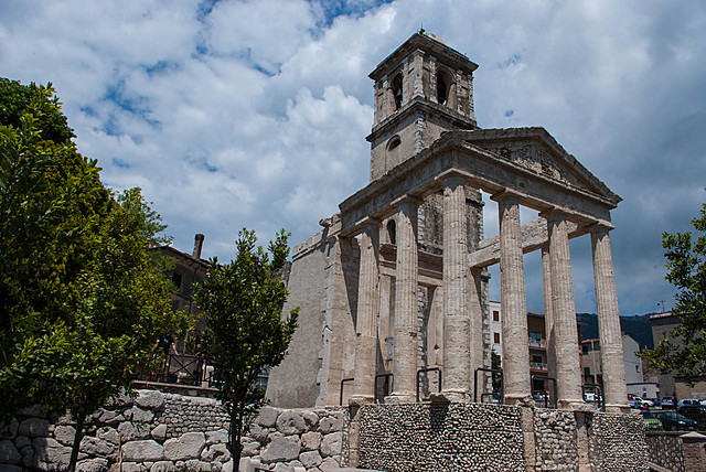 Templo de Hércules en Cori