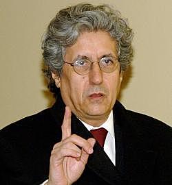 El representante permanente de México, Adolfo Aguilar Zinser habla de la democracia y transparencia en el Consejo de Seguridad