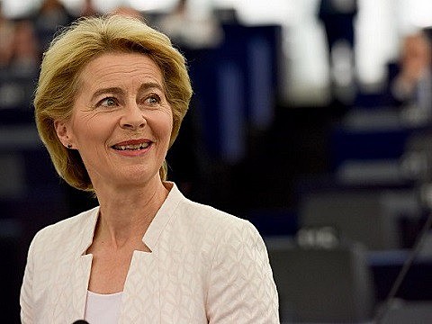 Primera mujer a la cabeza de la Comisión Europea