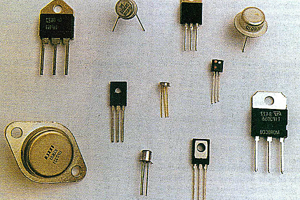 Transistores y sistemas por lote