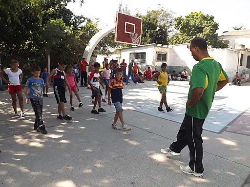 INCLUSIÓN DE LA EDUCACIÓN FÍSICA