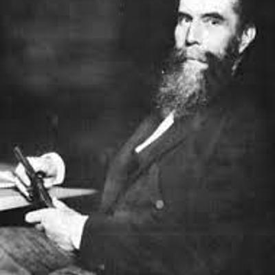 Timeline: Historia de la Radiología por Jessica María Collí Pech