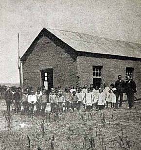 Creó las primeras escuelas