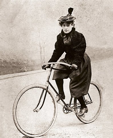 Participación de mujer.