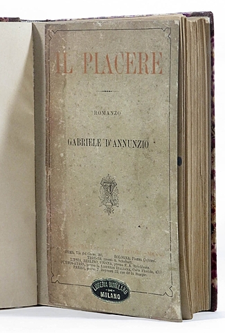 Pubblicazione del romanzo "Il piacere"