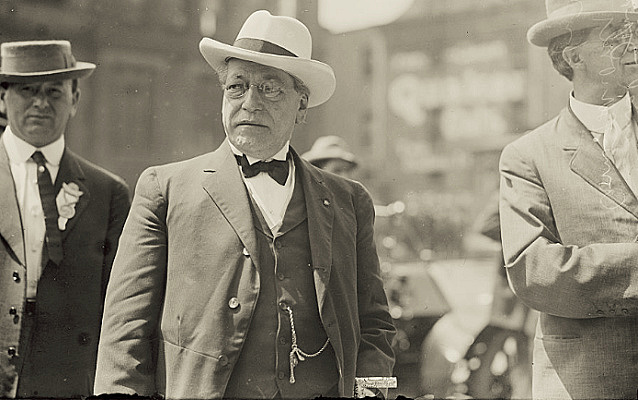 Who Created the First Labour Union ?