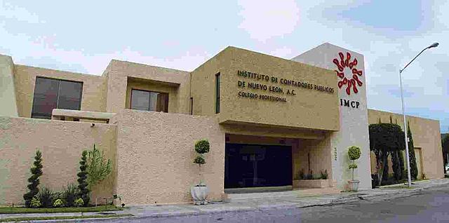 Se constituye el Instituto de contadores públicos de nuevo León.