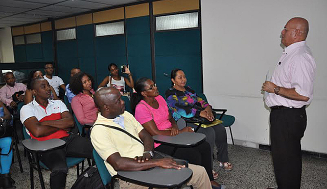 Nombramientos de docentes de comunidades afro, Decreto 022