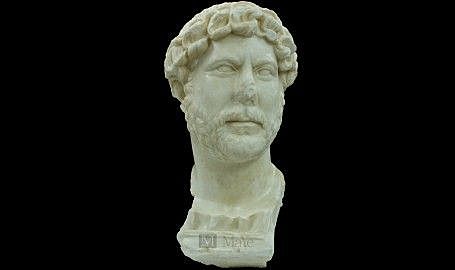 Busto de Adriano