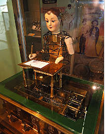 Automate dessinateur-écrivain de Maillardet Robot