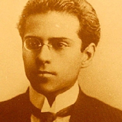 Timeline: Medardo Ángel Silva