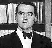 Largo espectro de plata conmovida