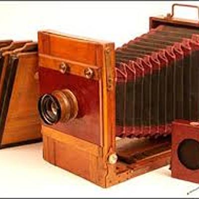 Timeline: EVOLUCIÓ CÀMERA FOTOGRÀFICA