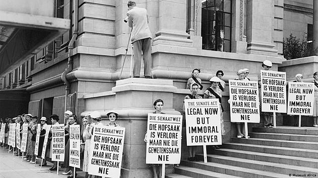 The role Nelson Mandela played on ending apartheid