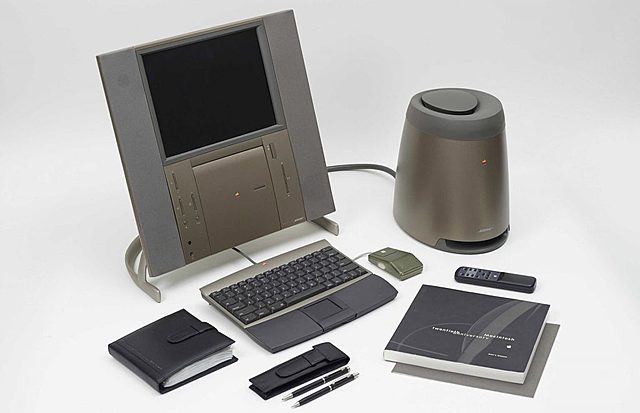 20th AnniversaryMacintosh