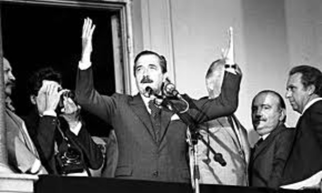 RENUNCIA DE SANCHEZ CERRO