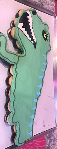 My first cake- creative