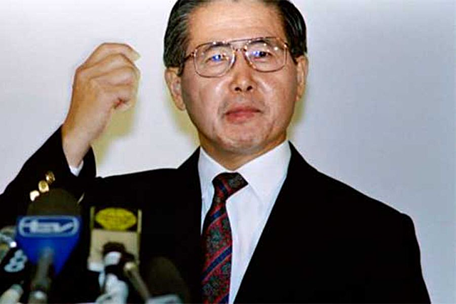 Fujimori vuelve a asumir el poder