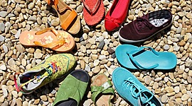 Timeline: Mε τα παπούτσια του Καρίμ στην Ευρώπη!