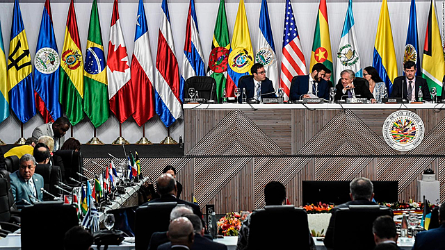 México abandona el Tratado Interamericano de Asistencia Recíproca (TIAR) por no ir acorde a sus principios, valores e intereses.