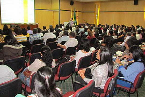 La ANUIES y la UNAM organizan un Seminario para coadyuvar al proceso de planeación.