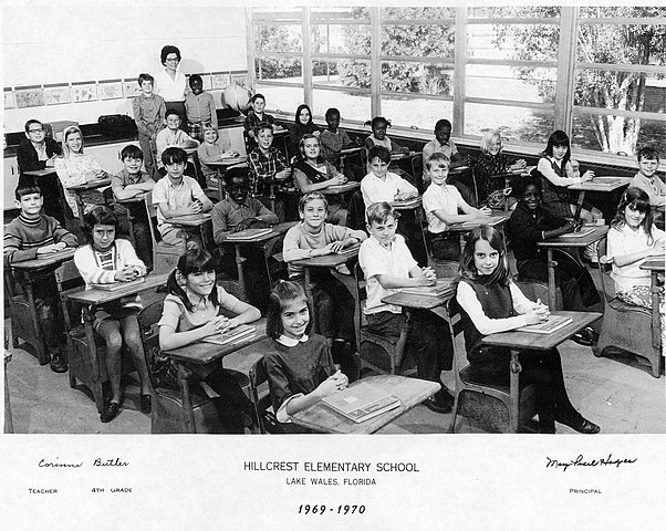 1970s - Middle School model established