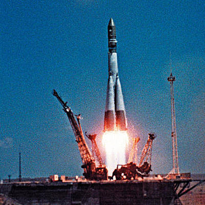 Timeline: История первого полёта в космос