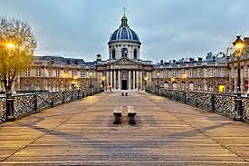 Création de l’Académie française.