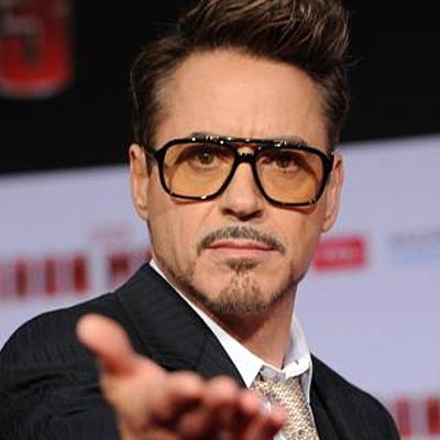 Timeline: TIMELINE Robert Downey Jr. Carla Pifarré