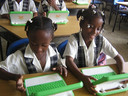 CONFLICTO E INVISIVILIDAD RETOS EN LOS ESTUDIOS DE LA GENTE NEGRA EN COLOMBIA