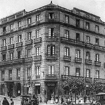 Timeline: EVOLUCIÓN DE LOS ESTABLECIMIENTOS DE HOSPEDAJE EN EL MUNDO - hecho por Zaida Abigail Arce Vázquez, Mayra Jacqueline Oy Ayala y Angel Esteban Maldonado López, 3C