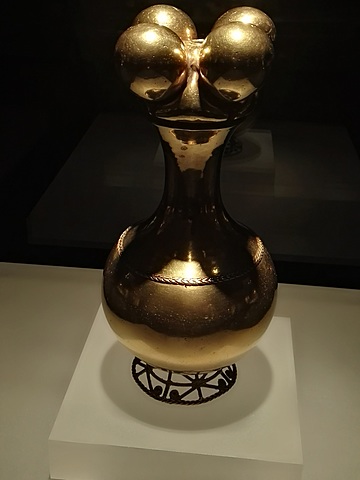 Comunicación y Costumbres Quimbayas