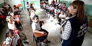 Escalafón docente y visitas de revisión