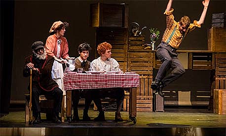 va fer una obra amb 30 anys que li va agradar i es deia "Stupid Cupid"