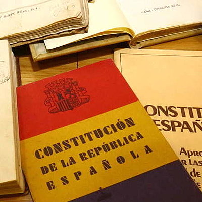 Timeline: CONSTITUCIONES ESPAÑOLAS( 1812- 1978)