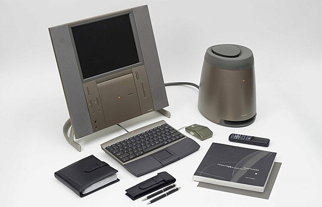 20th Anniversary Macintosh