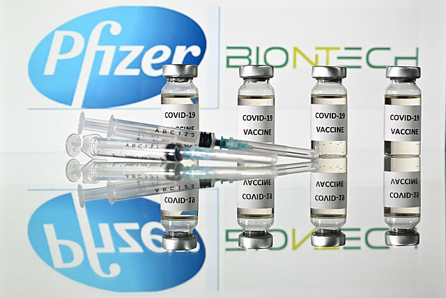 Les laboratoires Pfizer-BioNTech affirme avoir développé un vaccin efficace à 90% contre le coronavirus