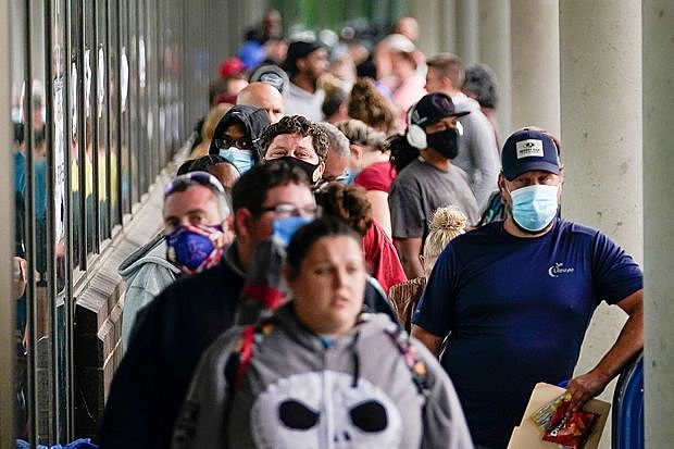 Increased unemployment benefit rate throughout the year