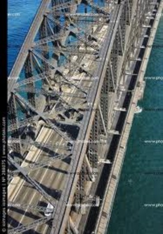 Construction of the Main Arch Begins