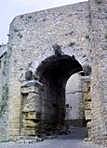 Puerta de arco de Volterra