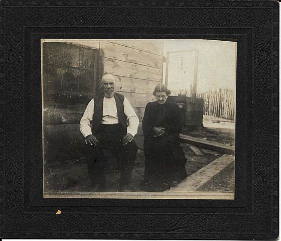 William McClain and Elvina McQuown marry  in Henry, Iowa.