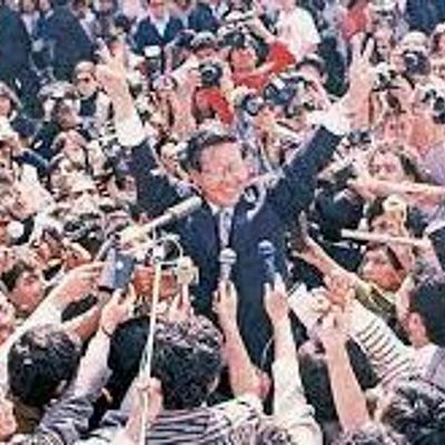 Timeline: Descubriendo qué pasa a finales del siglo XX hasta la actualidad en el Perú...