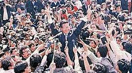 Timeline: Descubriendo qué pasa a finales del siglo XX hasta la actualidad en el Perú...