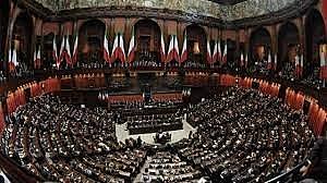 La prima votazione in Parlamento