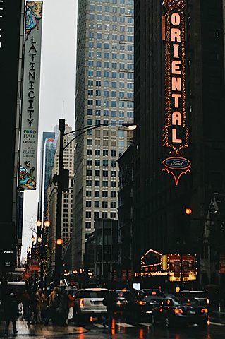 Exploring the City- Independant